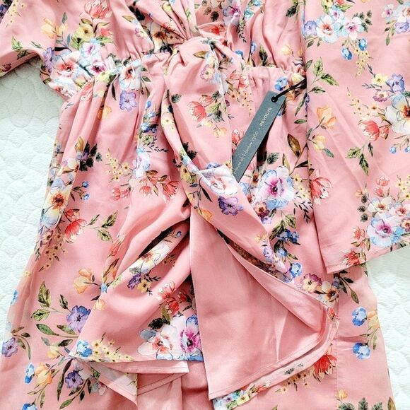 NEW House of Harlow x Revolve floral kimono dress long sleeved wrap pink medium - Picture 5 of 11